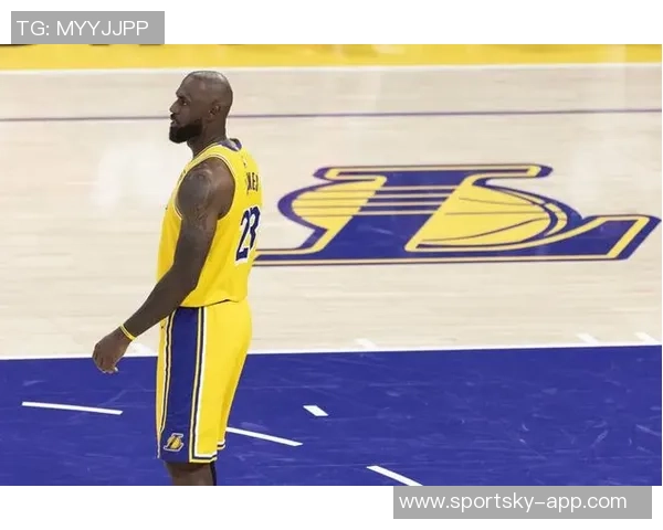 老詹再战49场将追平帕里什常规赛出场次数成历史第一 老詹再战49场将追平帕里什常规赛出场次数成历史第一